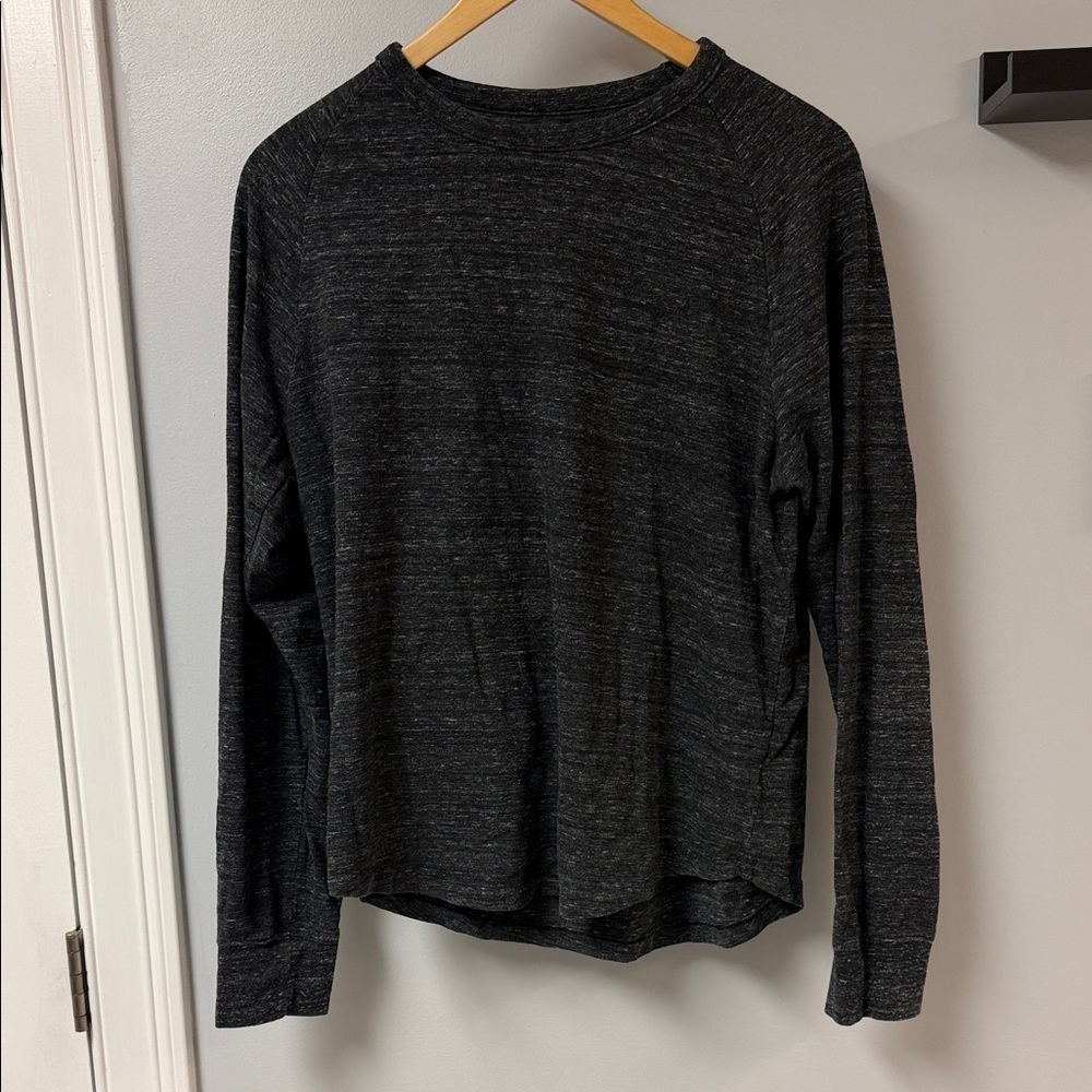 American Eagle Super Soft Standard Fit Long Sleeve